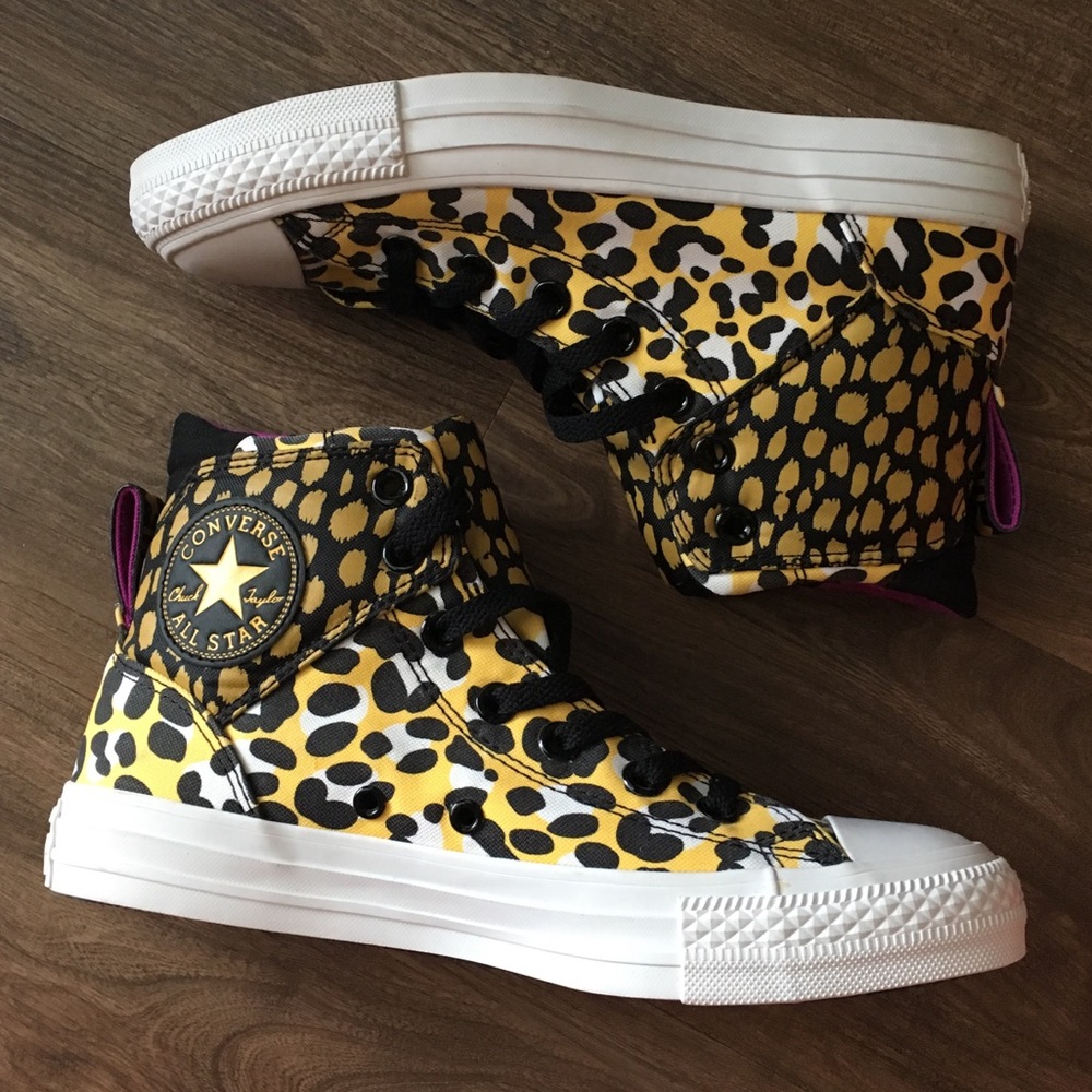 Converse High-Top NWOT